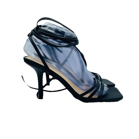 Wild Diva Shoes Womens Size 7.5 Black Lace Heels Strappy Stiletto Square Open - Picture 1 of 12